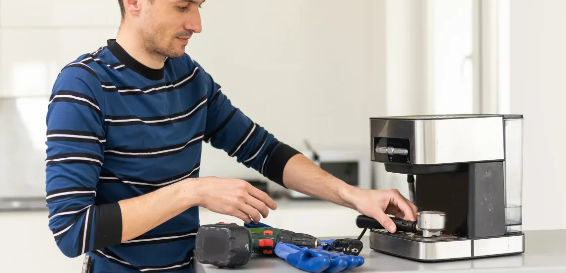 Reliable electrician replacing faulty light switch with modern dimmer switch in Dubai home wall ensuring proper wiring and smooth dimming functionality