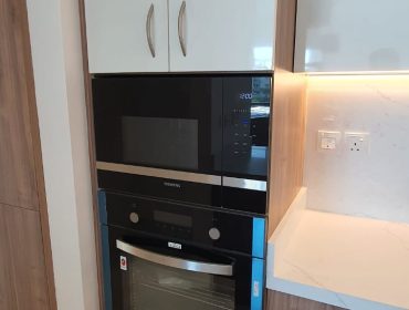 Kitchen Drawers Installation